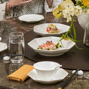 玛戈隆特牡丹盛宴纯白浮雕简约餐具套装骨瓷家用碗碟盘子送礼网红