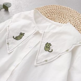 两只绿色的猫咪~秋装日系娃娃领甜美上衣女，宽松长袖衬衫衬衣