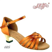 贝蒂舞鞋女童拉丁鞋，605款深肤色，恰恰国标舞比赛表演鞋软底
