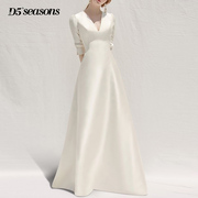 法式复古洋气高端名媛气质连衣裙女神范白色连衣裙时尚显瘦宫廷风