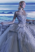 2023新娘抹胸蓝色主婚纱超仙公主，风高端重工，高级感拖尾出门纱