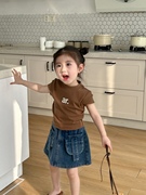 甜甜家韩国女童字母短袖，t恤夏季2024儿童，辣妹风美式短款上衣