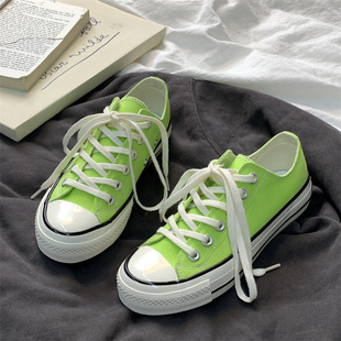 荧光绿色低帮帆布鞋，女韩版百搭学生板鞋2024春休闲鞋，ins潮牌