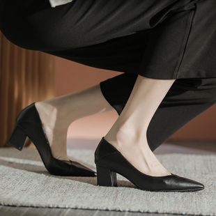 黑色高跟鞋设计感小众通勤四季两穿女鞋尖头中跟单鞋女粗跟工作鞋
