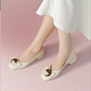 卓诗尼商场同款一脚蹬，2023年秋款白色单鞋女款