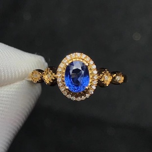 BS765果敢彩色宝石 0.55克拉成品蓝宝石戒指18K金镶钻戒指