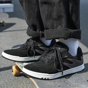 极路客蚁系列男女款炫彩反光夜光鞋大底面包鞋耐磨减震专业滑板鞋
