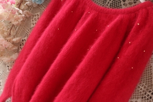 甜美西瓜红圆领珍珠蝙蝠袖兔毛仙美套头2021 安哥拉兔毛毛衣