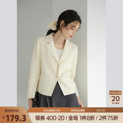 小个子韩系西装外套女春秋，2023年小众设计感休闲宽松短款上衣