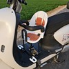 踏板电动车儿童座椅前置摩托车，宝宝电瓶车上的前面小孩防护坐椅