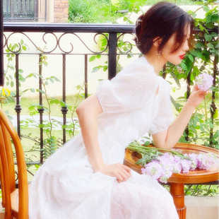法式白色连衣裙女2024夏提花(夏提花)泡泡袖高腰，大摆纯棉过膝长裙子