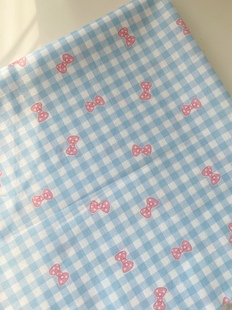 浅蓝色格子粉色蝴蝶结马卡龙(马卡龙)色系40支纯棉，面料手工发圈娃衣布料