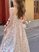 2024夏季小众设计感粉色，碎花吊带连衣裙女公主法式初恋风长裙