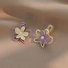 不对称花朵耳环小众设计感耳饰，紫色清新甜美耳钉，软垫耳夹无耳洞女