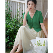 绿色V领针织开衫女夏季薄款短袖收腰上衣中长款a字半身裙两件套装