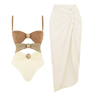 queen2024小众设计吊带白色连体泳衣女沙滩游泳度假套装外搭