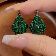 高级精致绿色水晶，耳环简约轻奢洋气耳饰满钻耳扣时尚百搭