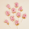 粉色巧克力甜甜圈网红造型，0-9数字生日蛋糕，蜡烛插件卡通复古儿童