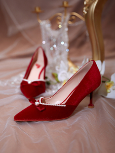 冬季婚鞋女2024年结婚高跟鞋子绒面，加绒中式敬酒秀禾服新娘鞋