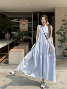 2024夏季韩版蓝色竖条纹设计感拼接小众中长款无袖背心连衣裙