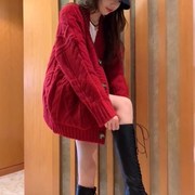 欧洲站秋冬红色甜美宽松麻花开衫，毛衣女(毛衣女)气质显瘦中长版外套