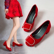 红色鞋子婚鞋新娘，粗跟中跟单鞋大码小码bbm