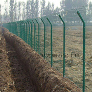 定制双边丝护栏网浸塑铁丝网养殖钢丝网安全防护隔离围网高速公路