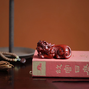 龙角貔貅小叶紫檀摆件雕刻手把件红木檀木湘工文玩把件随身工艺品