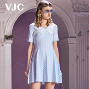 vjc威杰思春夏，女装蓝色格纹娃娃领短袖，针织印花修身连衣裙