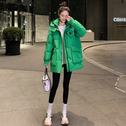 2023冬季韩版工装羽绒服女绿色，中长款宽松大码加厚白鸭绒(白鸭绒)外套