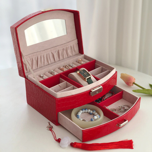 红色首饰盒珠宝饰品收纳盒复古带锁手镯梳妆盒皮结婚礼物手链陪嫁