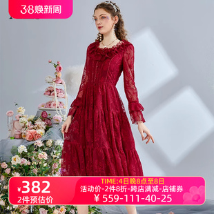 艾丽丝2024春季宫廷刺绣中长款A字裙新年红色重工蕾丝连衣裙