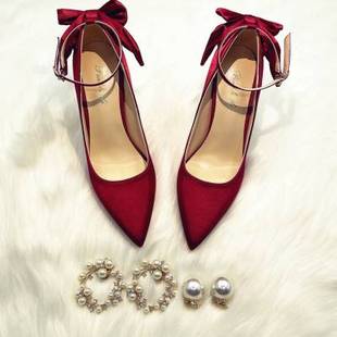 2022款珍珠尖头红色5cm高跟单鞋，女细跟蝴蝶结，白色主婚纱新娘婚鞋