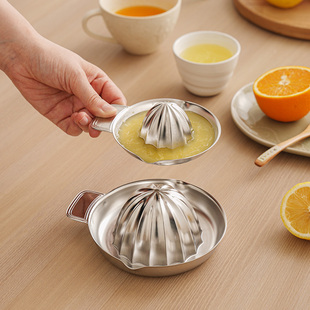 日本不锈钢榨汁器家用手动挤汁器柠檬橙子，按压器便携果汁榨汁神器