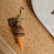 原创手作 巧克力冰淇淋挂件 翻包挂件 包挂  拉链扣挂件 万能扣