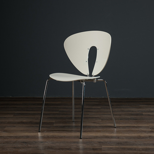 德宜客塑料椅子餐椅北欧家用餐桌椅简约靠背椅设计师可叠放餐厅椅