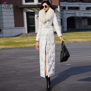 白色羽绒服女2023冬季时尚大毛领，洋气收腰长款白鸭绒(白鸭绒)保暖外套