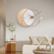 福雕家饰艺术钟表挂钟客厅家用钟饰大气轻奢时尚欧式时钟浮雕创意
