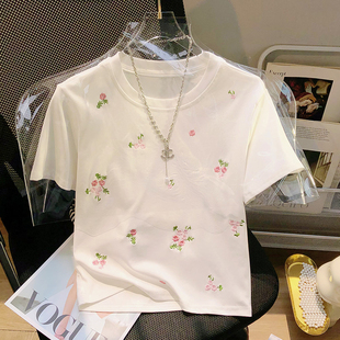 2024夏季韩版甜美小清新花朵，刺绣白色短袖t恤女减龄圆领上衣