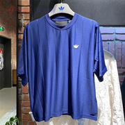 阿迪达斯短袖女三叶草BLUE VERSION 复古条纹休闲圆领T恤 IB5804