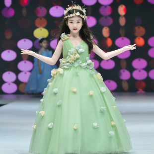 女童礼服绿色森系儿童走秀长裙小女孩舞台演出生日钢琴演奏公主裙