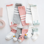 婴儿宝宝护膝分体袜子，套装地板爬行袜套0-3纯棉护腿秋冬季换尿布