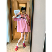 爱情魔鬼鱼粉色字母短袖，圆领t恤女2024夏季宽松休闲时尚上衣
