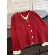 过年红色v领假两件针织衫，女秋冬高级感冬季内搭打底套头毛衣上衣