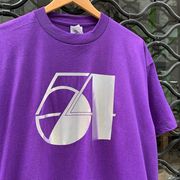 54体育街头滑板深紫色圆领，打底衫复古美式os大码半袖学生篮球宽松