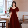 敬酒服新娘高级感气质，红色礼服小个子平时可穿中长款聚会礼服裙女