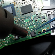 硬盘寄修维修 换BIOS芯片 检测坏道 ROM焊接 硬盘不转 烧板进水