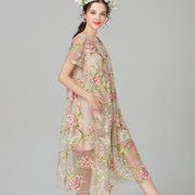反季销售夏韩版时尚，重工彩色刺绣阔型短袖连衣裙长裙
