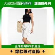 香港直邮潮奢 Vero Moda 女士Vero Moda 花朵刺绣牛仔短裤(白色)