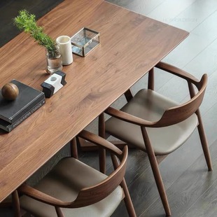 纯实木餐桌家用现代简约轻奢长方形书桌胡桃色，洽谈茶桌广岛椅组合